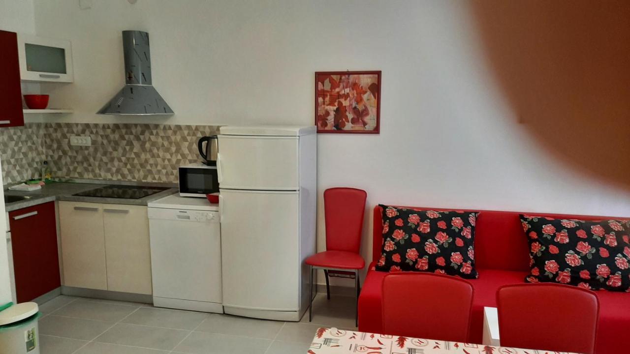 Apartmani Mw, Crveni Apartman Baška Εξωτερικό φωτογραφία